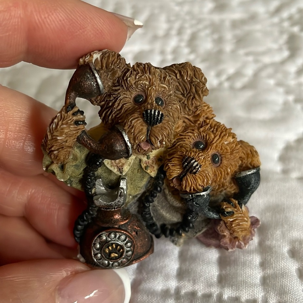 Boyds Bear lapel pin